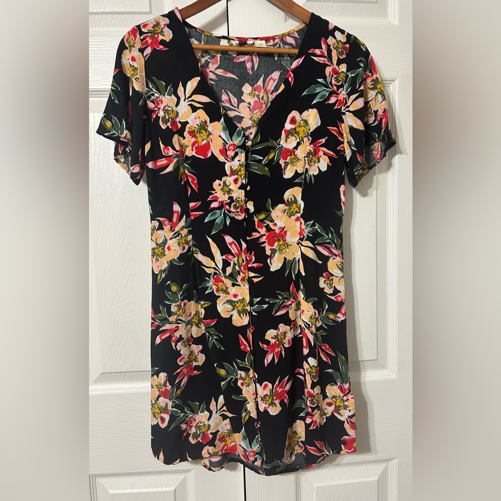 ROXY Black Floral Mini Dress Button Front Woman’s Size XS